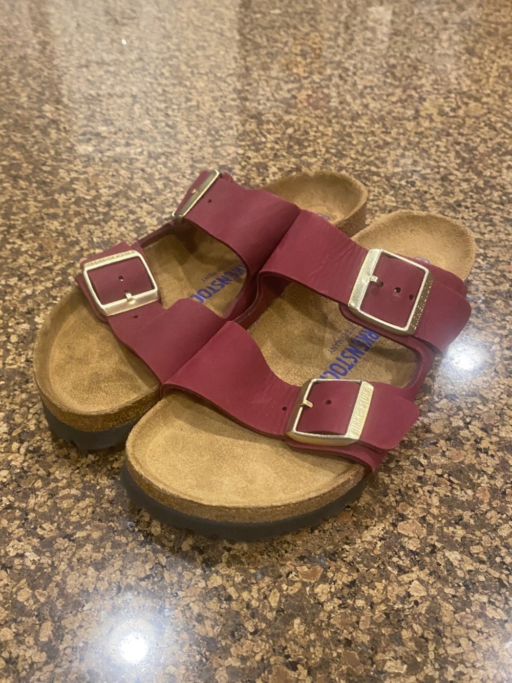 Birkenstock Arizona EU38/US7 Narrow Fit/Sftbd Zinfindel Nubuck leather